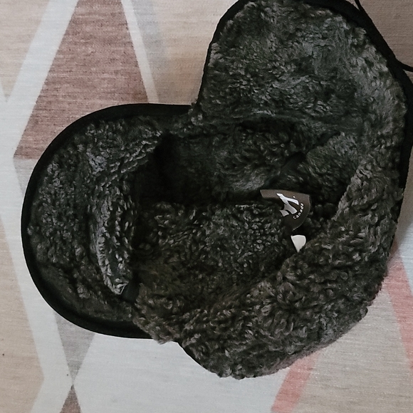 Shearling trapper cap - Picture 4 of 5